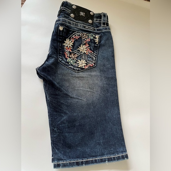 Miss Me Bermuda Size 26 - Picture 2 of 10